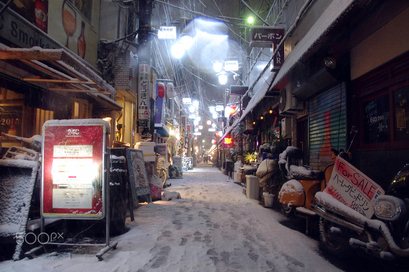Pentax K-x sample photo. Snowy local street of tokyo photography