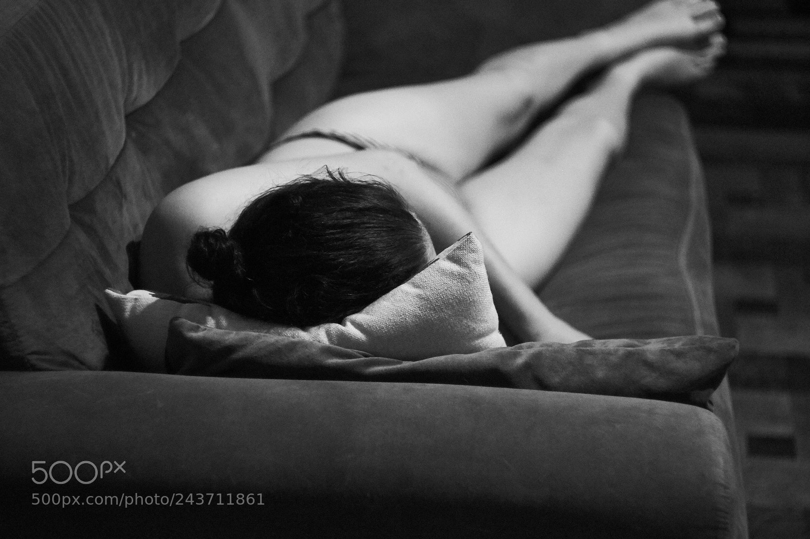 Fujifilm X-T10 sample photo. Couch mermaid photography