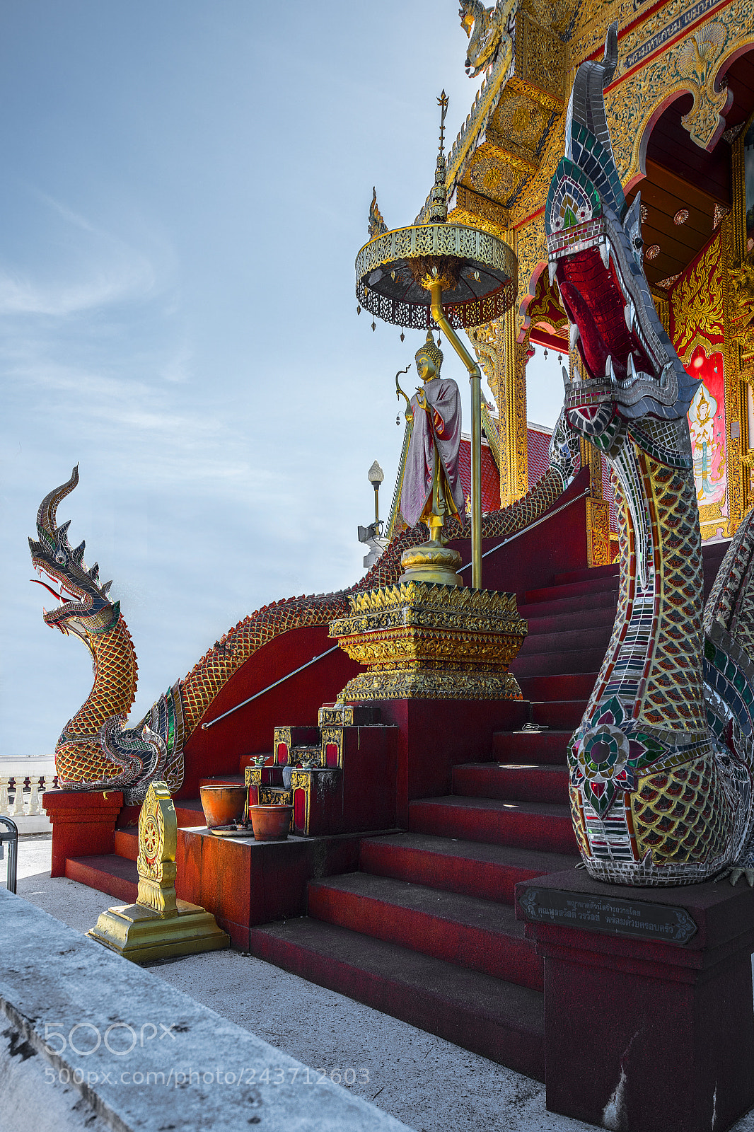 Nikon D850 sample photo. Les marches du temple photography