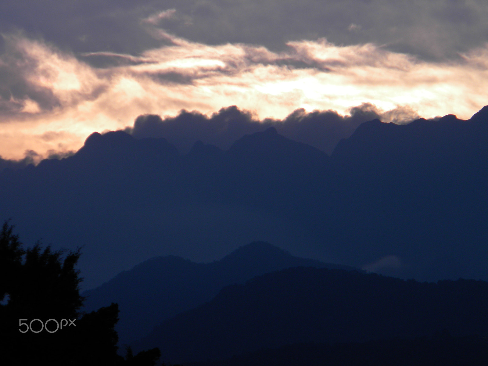 Nikon Coolpix L100 sample photo. Sky clouds and mountains photography