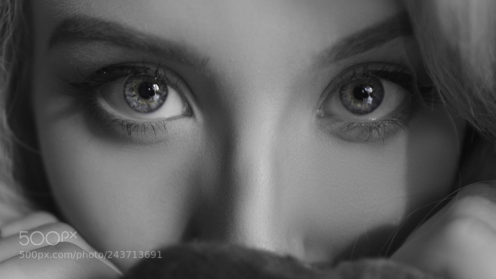 Sony a7 sample photo. Focus eye photography