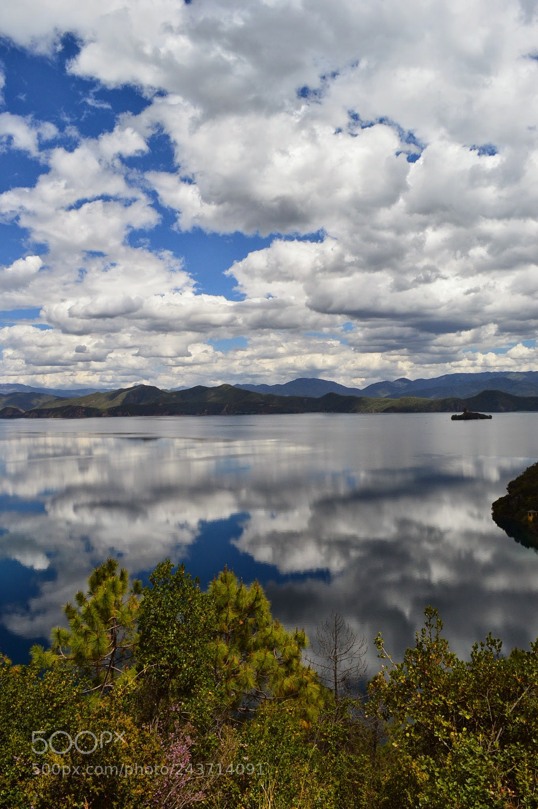 Nikon D3200 sample photo. Lugu hu lake national photography