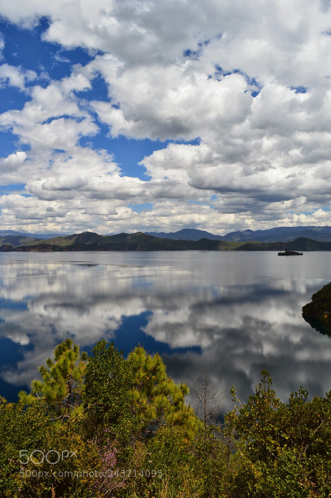 Nikon D3200 sample photo. Lugu hu lake national photography