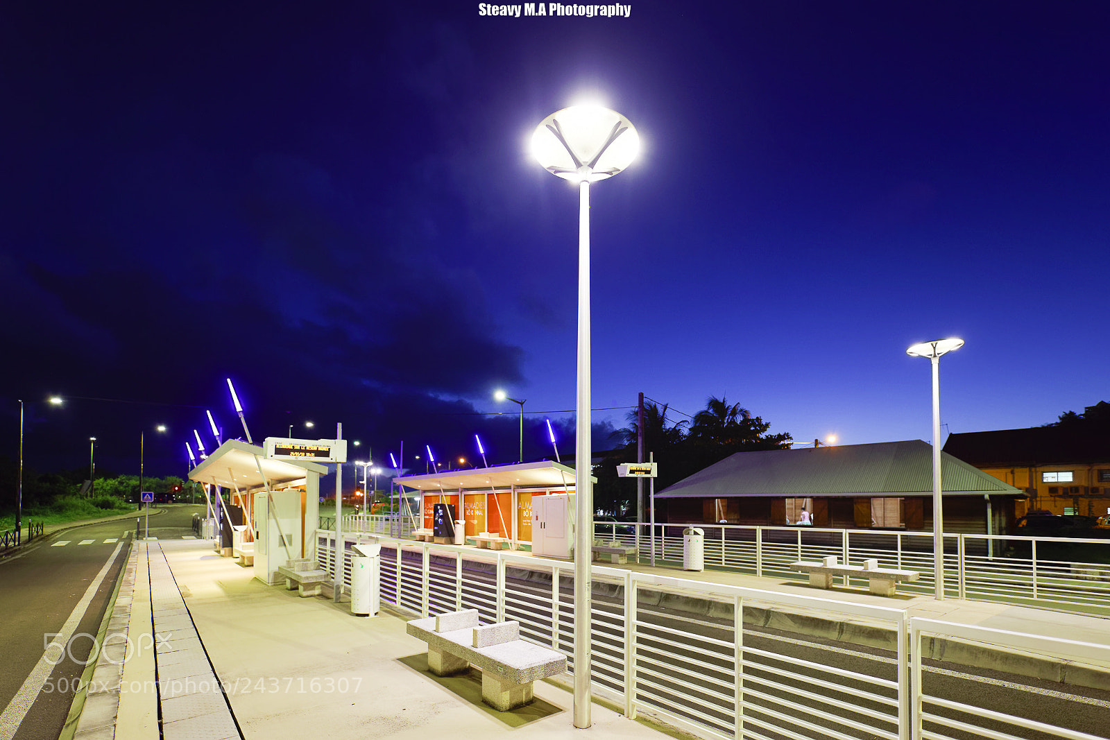 Canon EOS 5DS sample photo. Capital city lights 4 photography