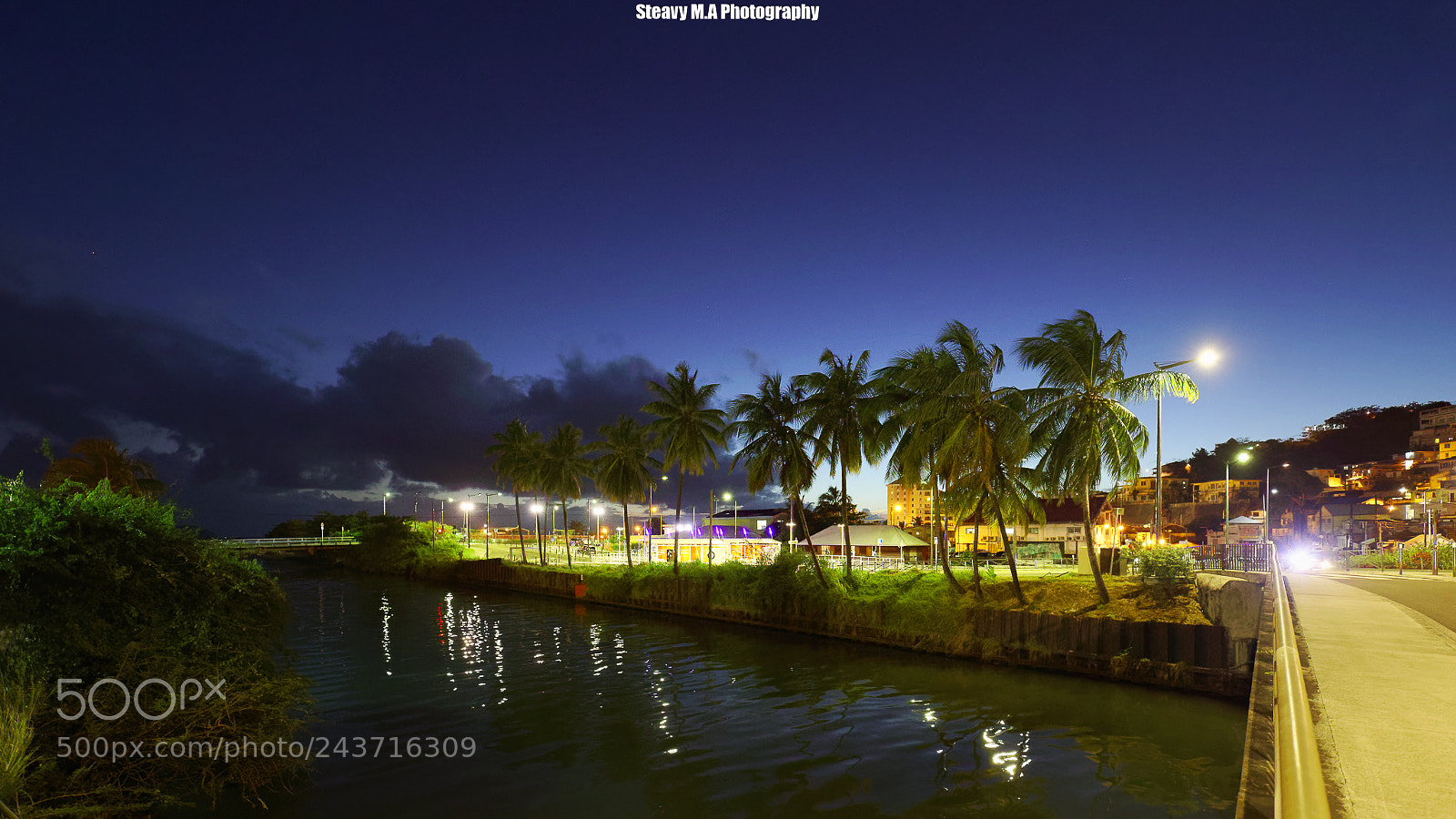 Canon EOS 5DS sample photo. Capital city lights 5 photography