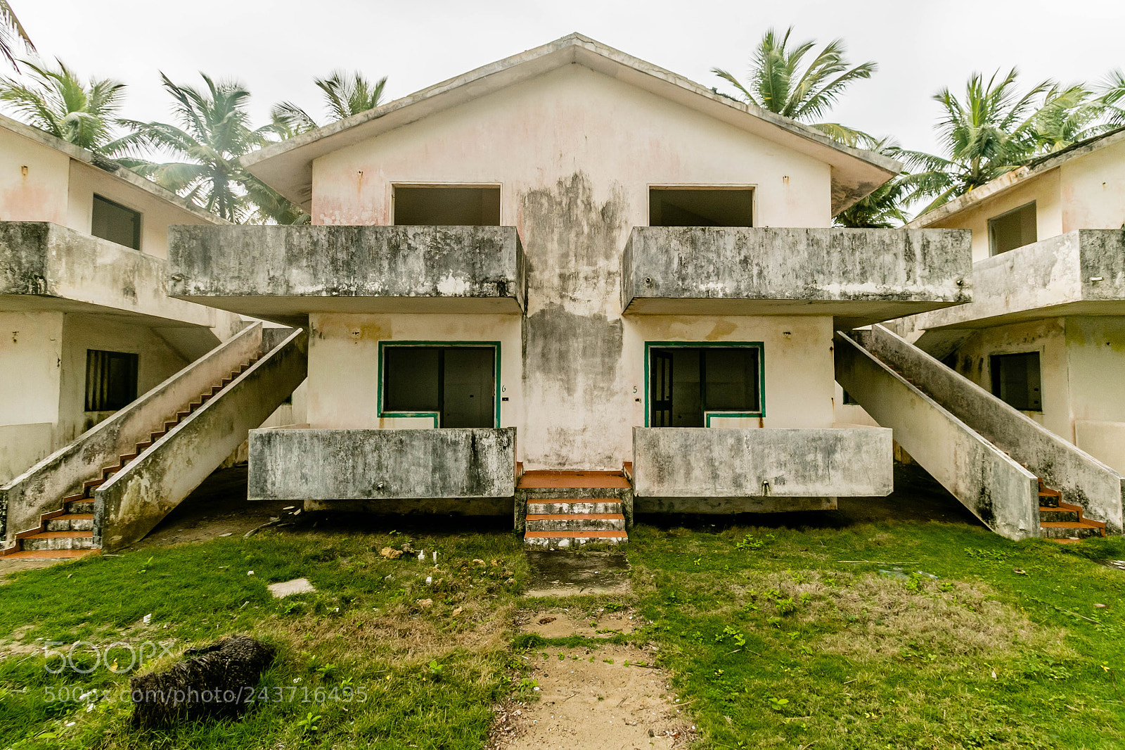Canon EOS 7D Mark II sample photo. Dr beachhouse photography