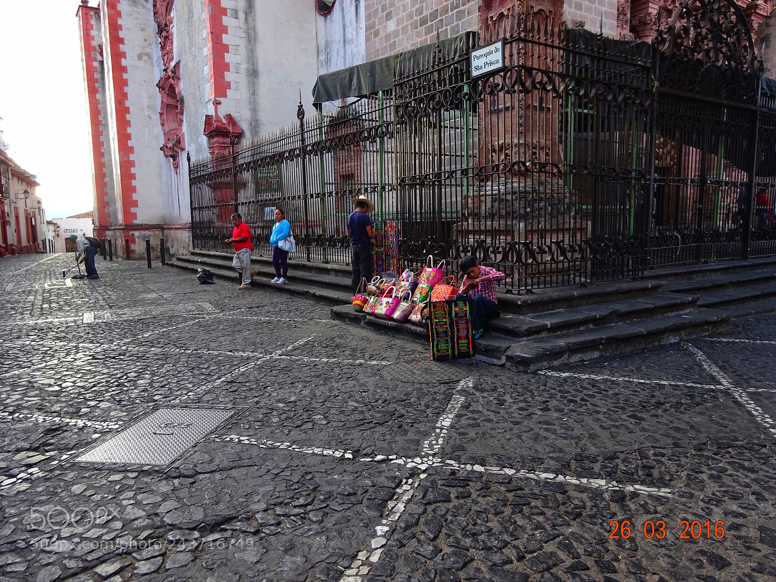 Sony Cyber-shot DSC-WX350 sample photo. Por un momento photography