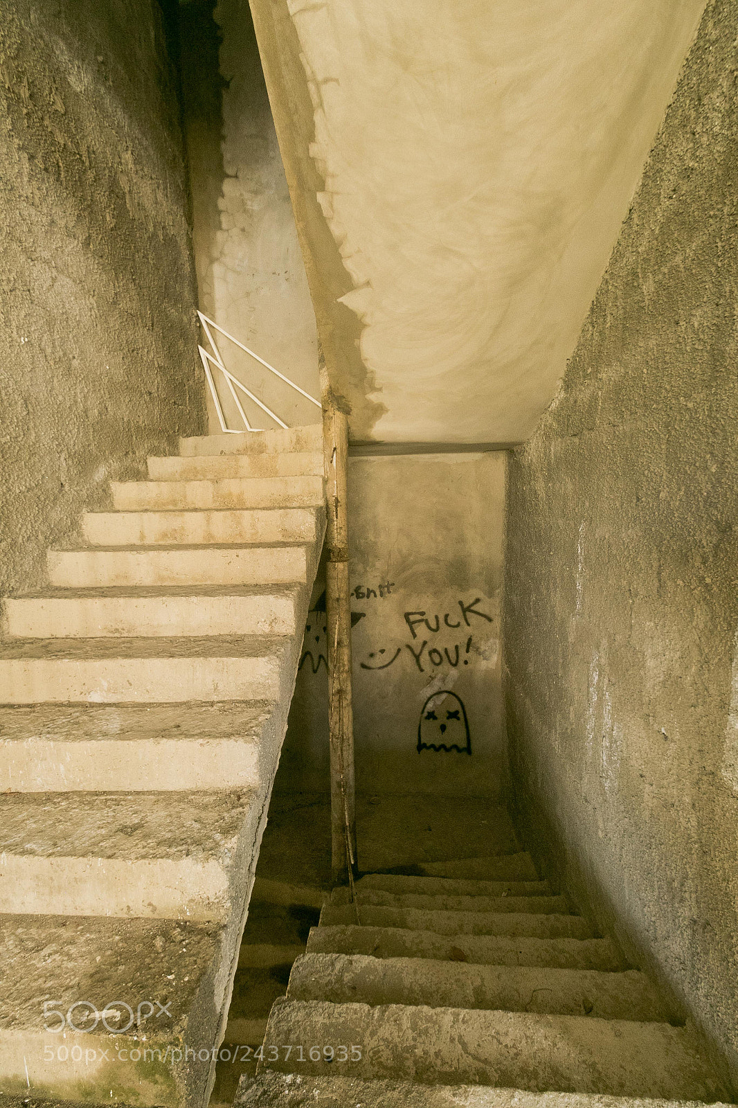 Canon EOS 7D Mark II sample photo. Dr pacmanstairs photography