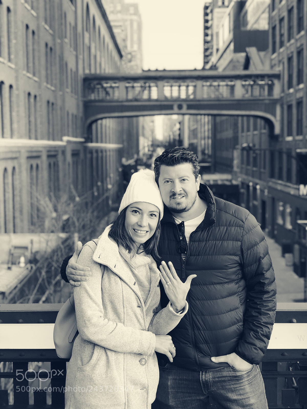 Apple iPhone X sample photo. Engaged new york s photography
