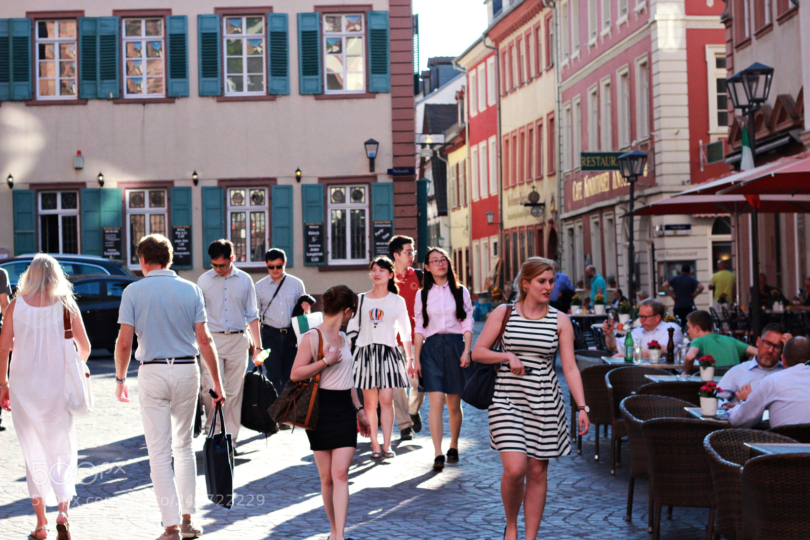 Canon EOS 600D (Rebel EOS T3i / EOS Kiss X5) + Canon EF 50mm F1.8 II sample photo. @ heidelberg old town photography