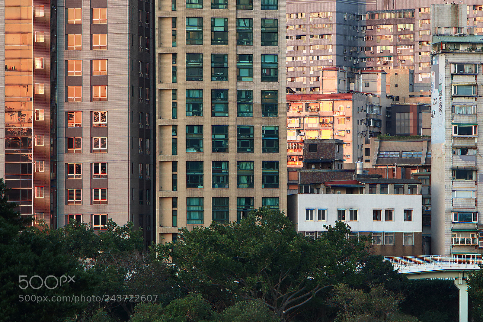 Canon EOS 650D (EOS Rebel T4i / EOS Kiss X6i) sample photo. #urban_pores photography