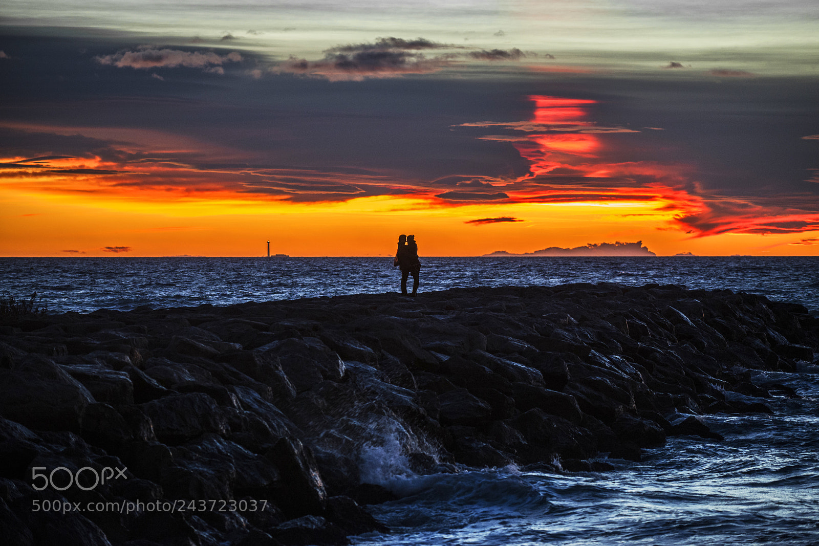 Nikon D800 sample photo. Lovers at twilight # 2 photography
