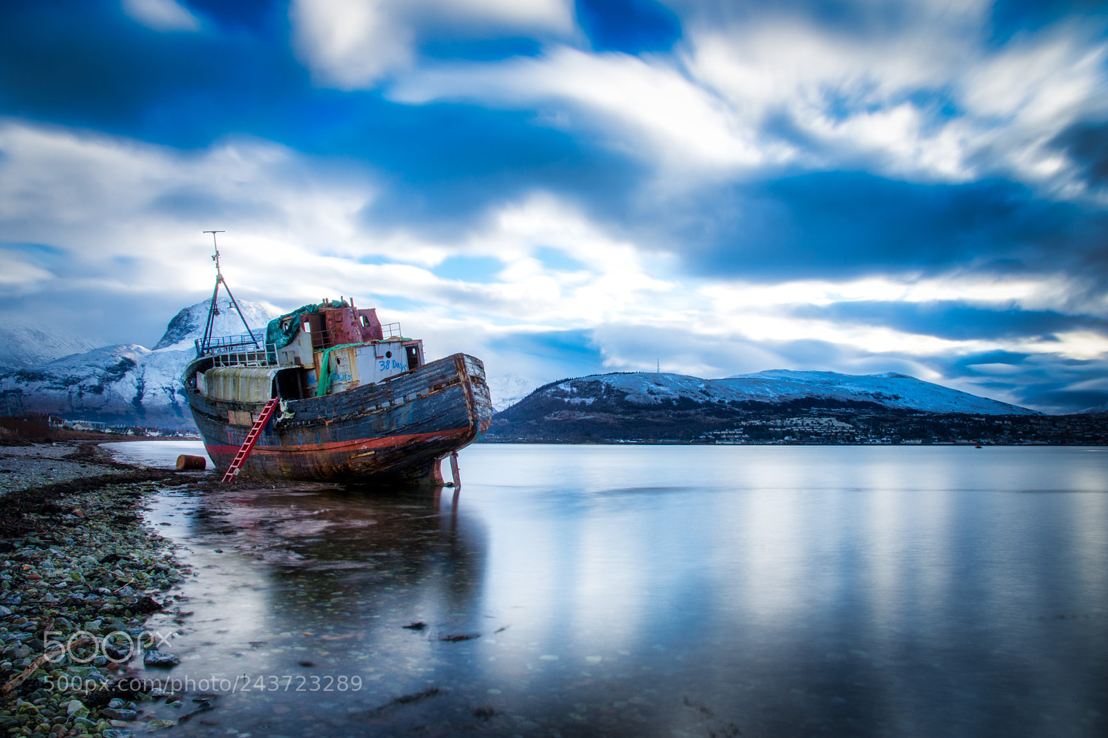 Nikon D7200 sample photo. The shipwreck photography