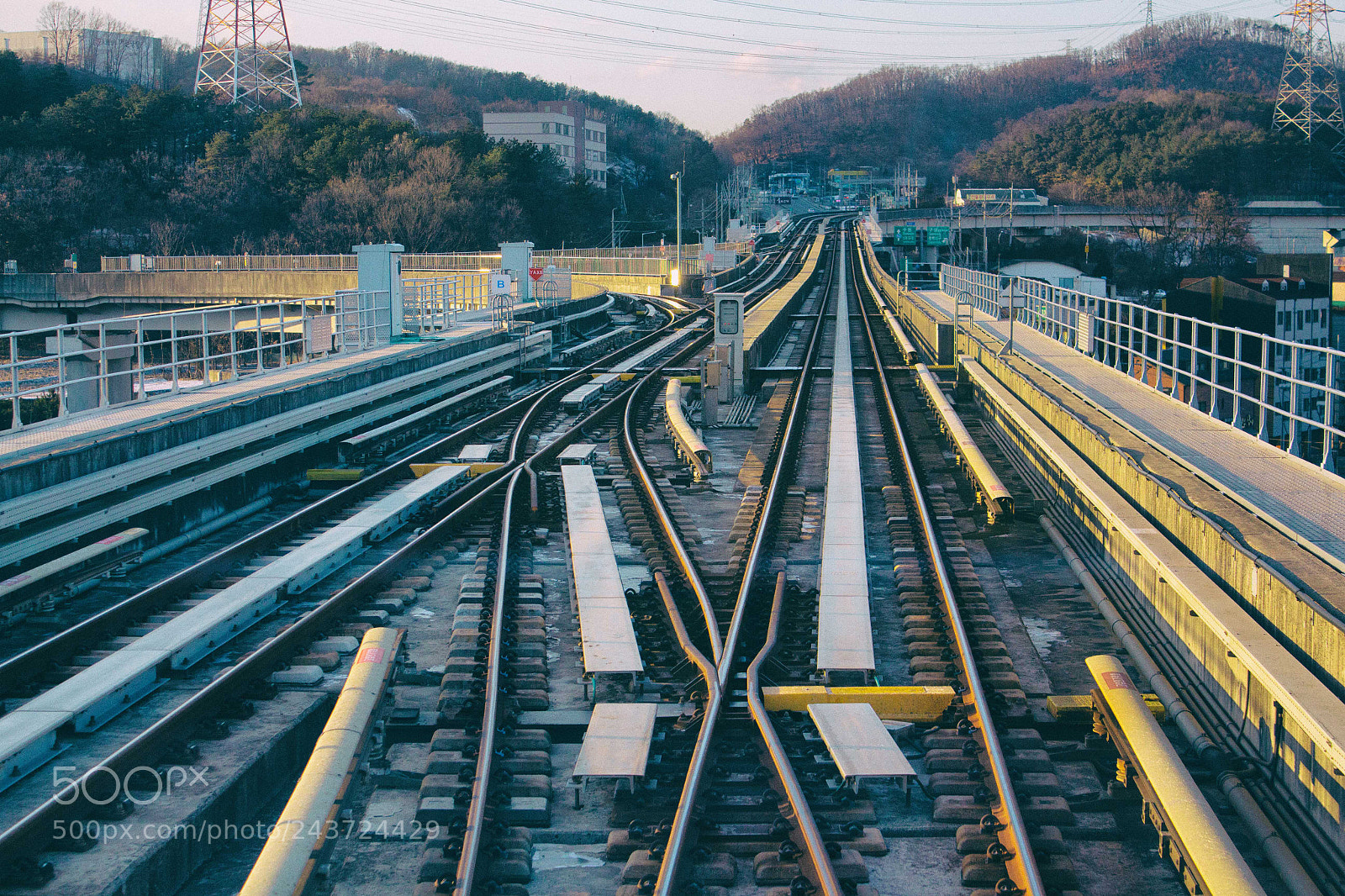Canon EOS 650D (EOS Rebel T4i / EOS Kiss X6i) sample photo. Railroad track photography