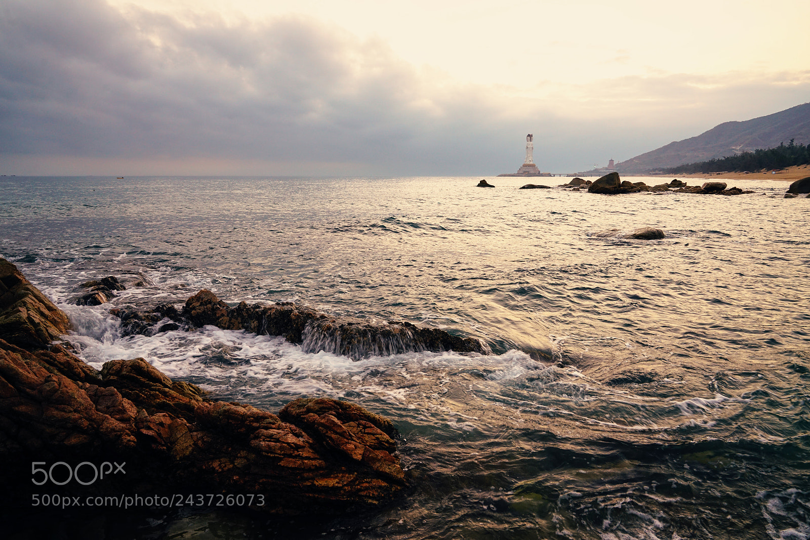 Sony a7R II sample photo. The brilliant rays of photography