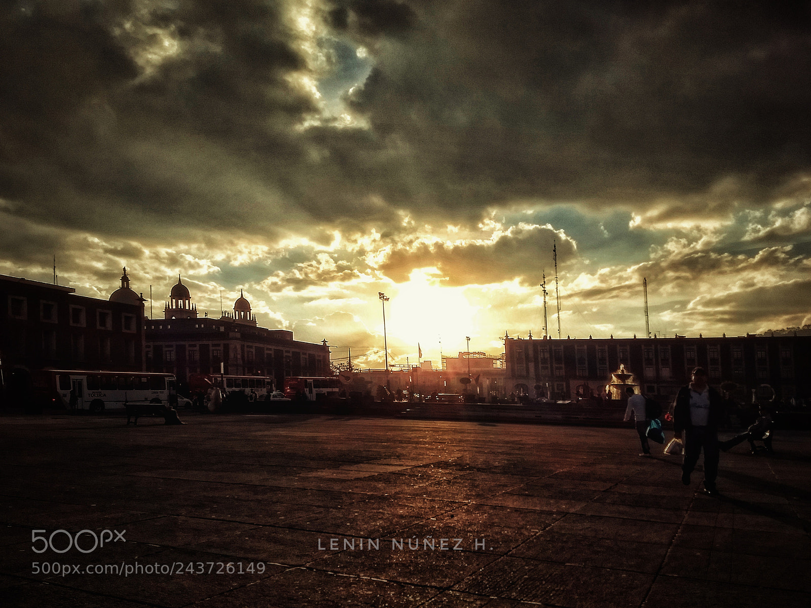 Motorola Moto G (5) Plus sample photo. Sunset city photography