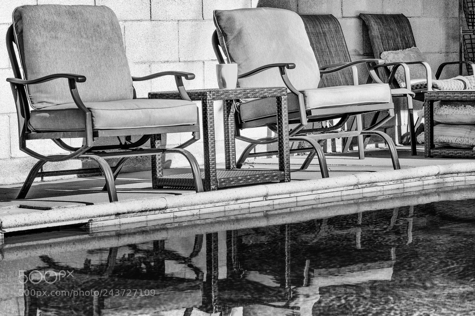 Sony SLT-A68 sample photo. Poolside photography