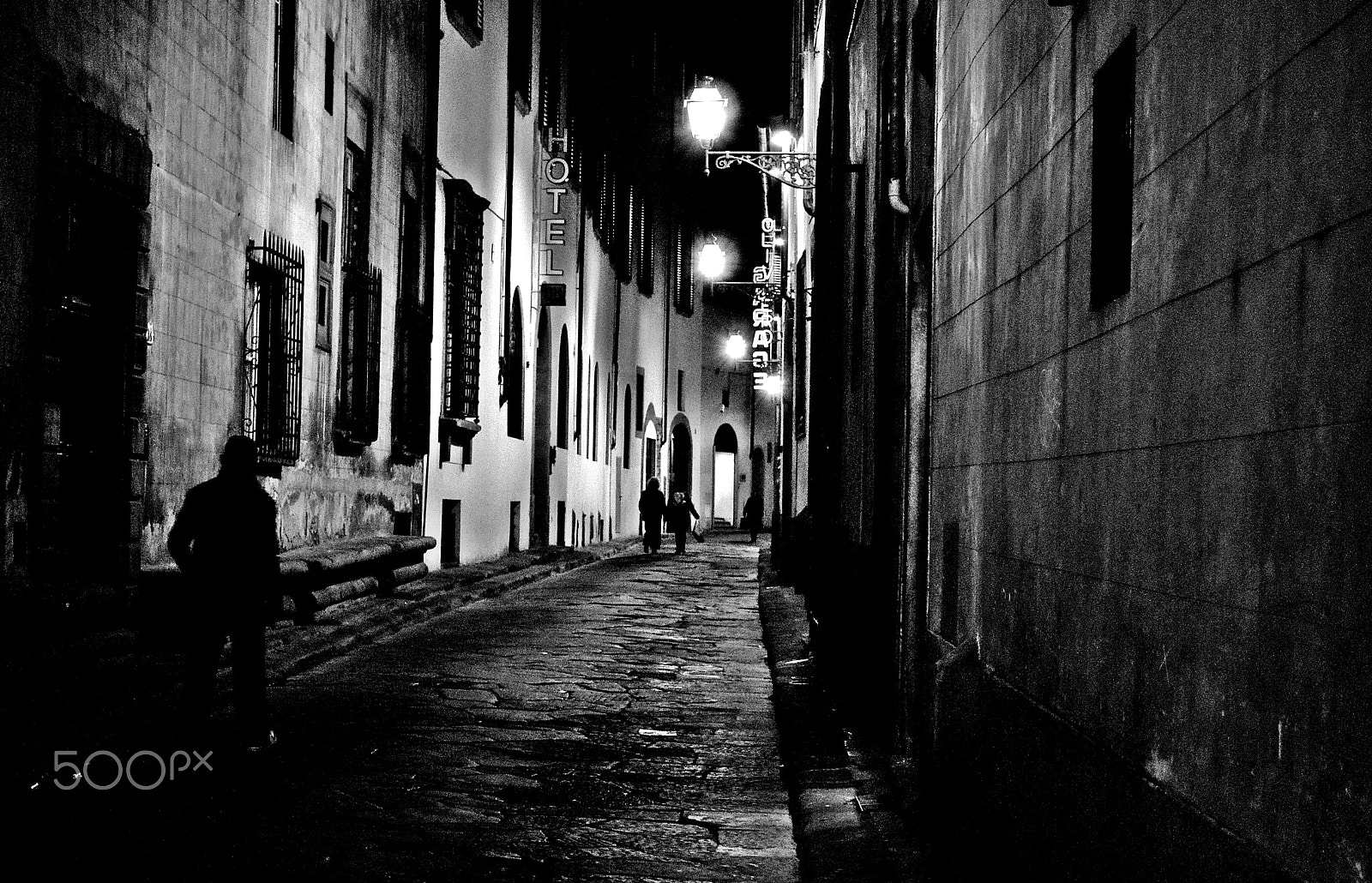 Nikon D90 sample photo. Dark alley photography