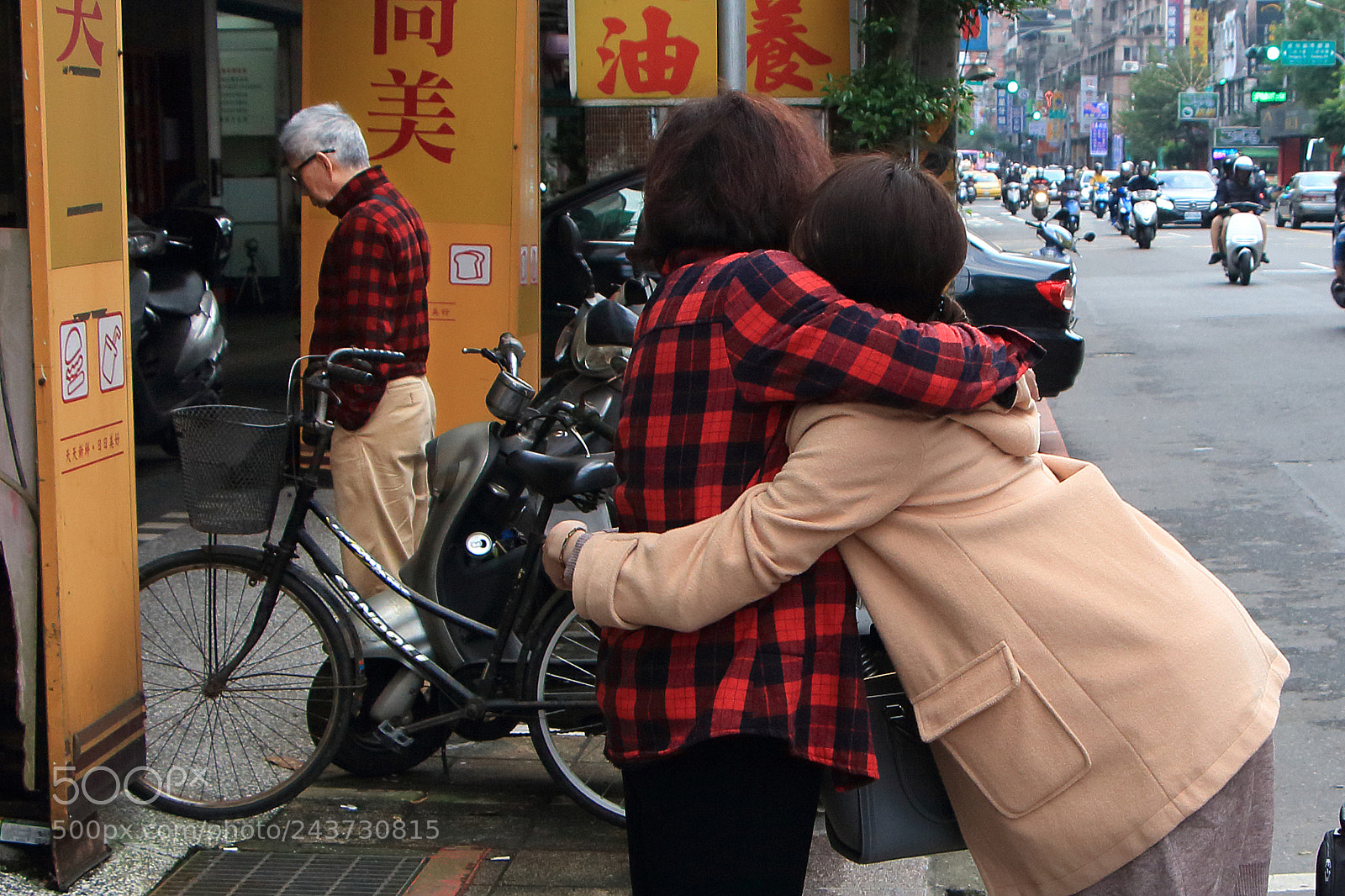 Canon EOS 650D (EOS Rebel T4i / EOS Kiss X6i) sample photo. #behind_faces photography