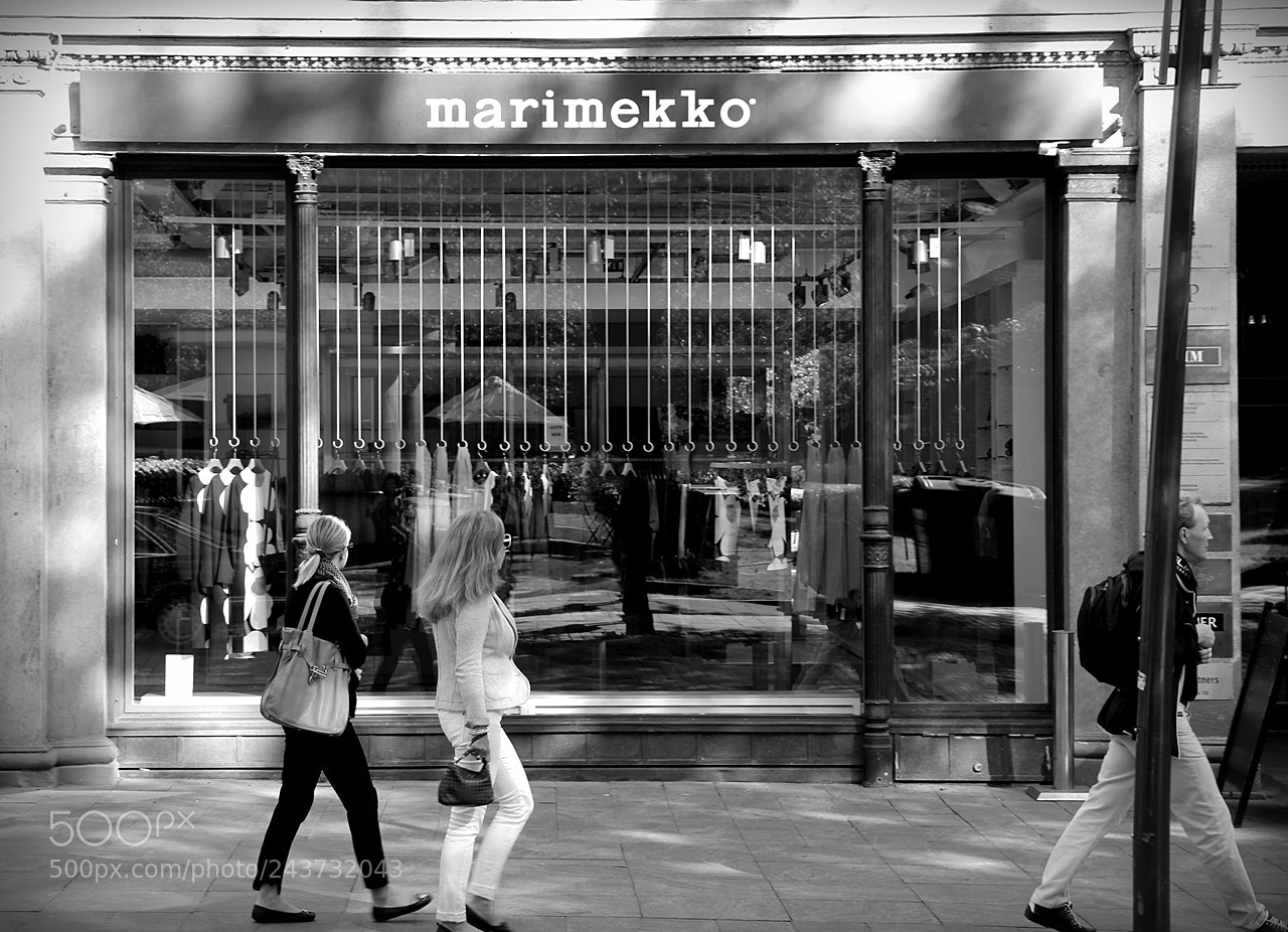 Canon EF-S 18-135mm F3.5-5.6 IS sample photo. Marimekko photography