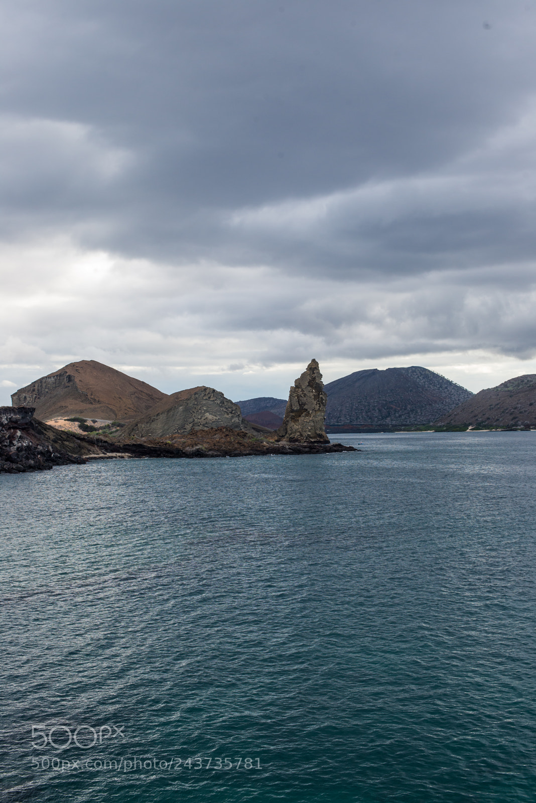 Nikon D610 sample photo. Pinnacle rock, bartolome island photography