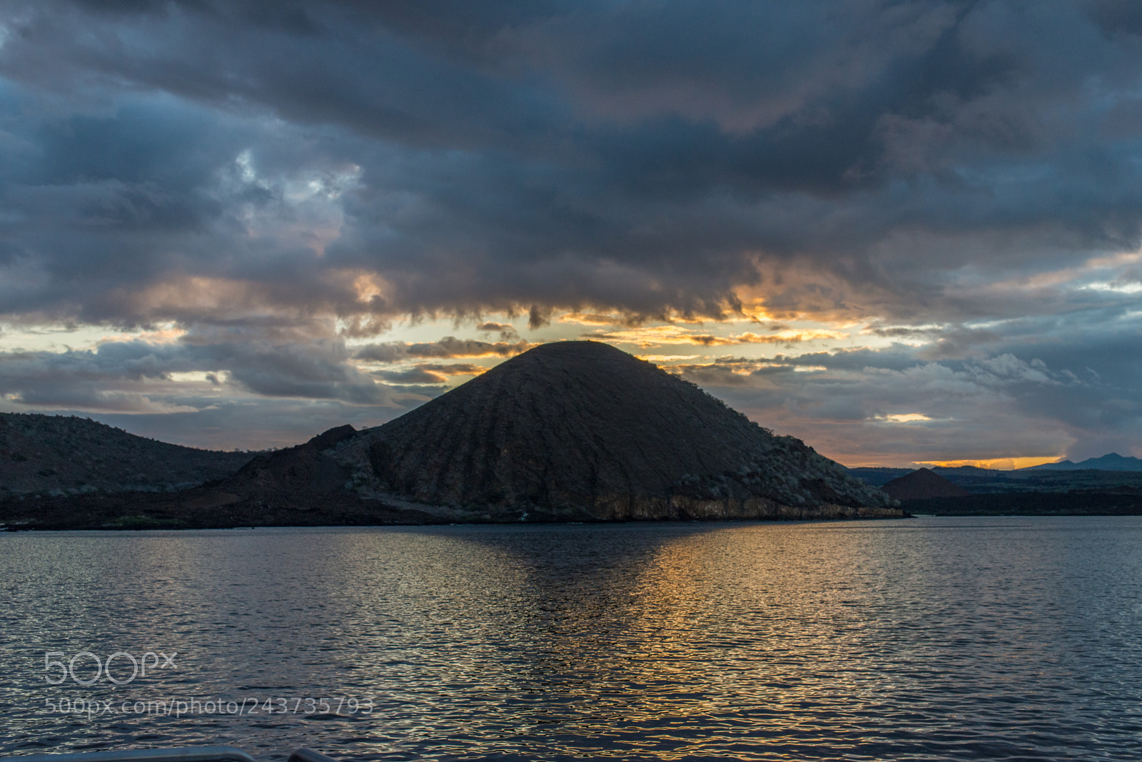 Nikon D610 sample photo. Sun setting over james photography
