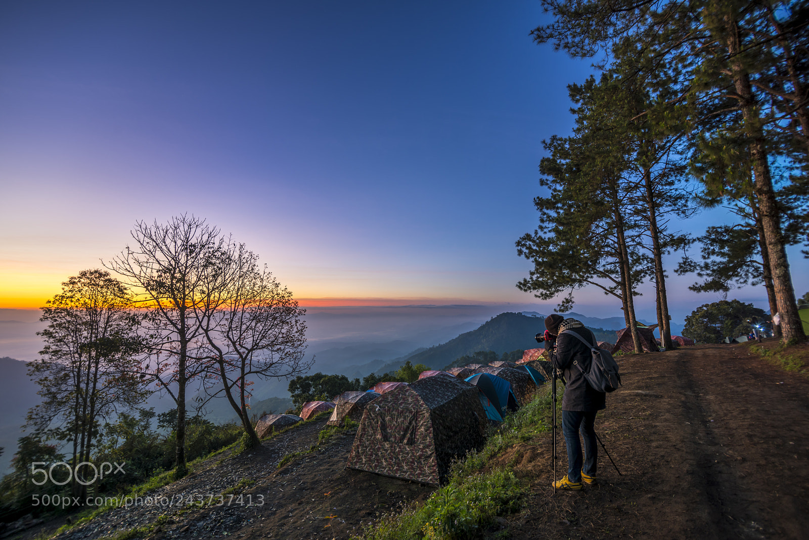 Nikon D800 sample photo. Twilight and photographer on photography