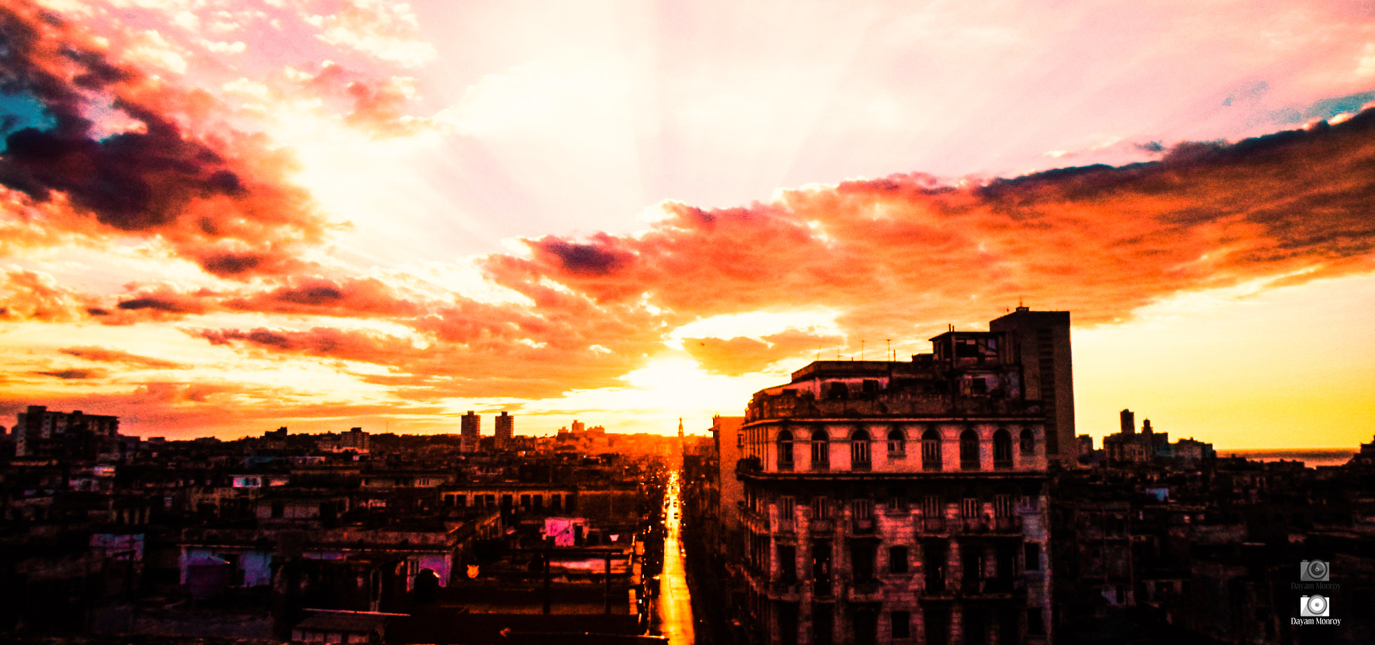 Samsung ST77 / ST79 sample photo. Sunset in havana photography