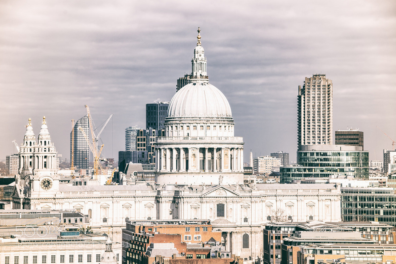 Sony a7 II sample photo. St paul's cathedral in photography