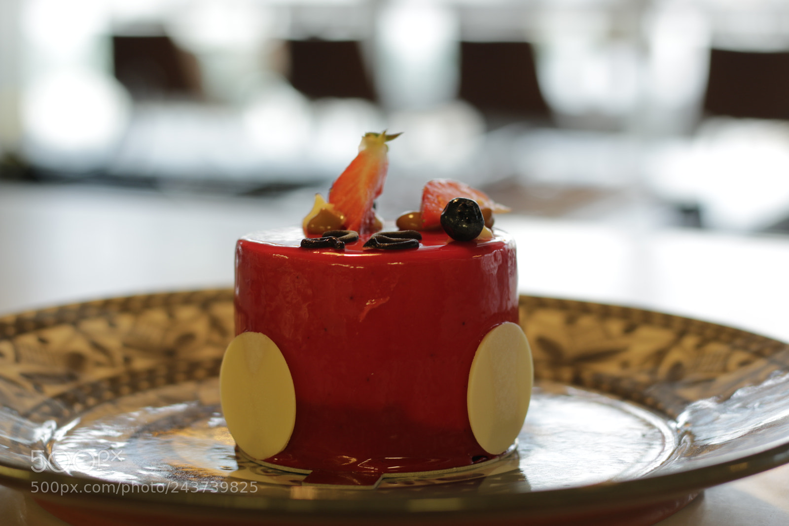 Canon EOS 70D + Canon EF 50mm F1.8 STM sample photo. Restaurant () photography