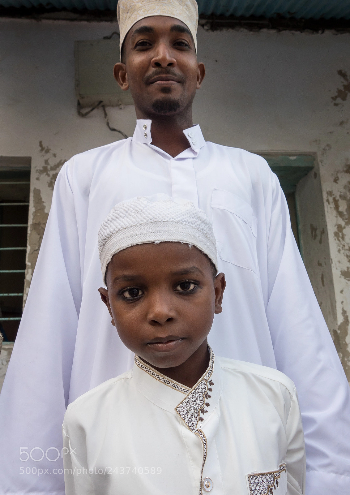 Sony Cyber-shot DSC-RX10 III sample photo. Kid wearing traditional suit photography