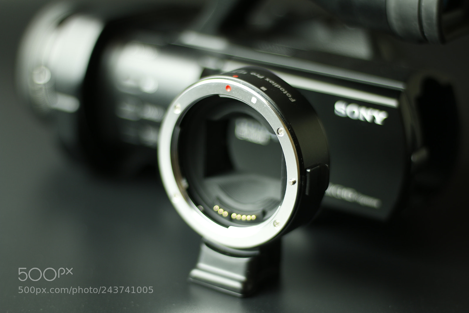 Canon EOS 70D + Canon EF 50mm F1.8 STM sample photo. Product () photography