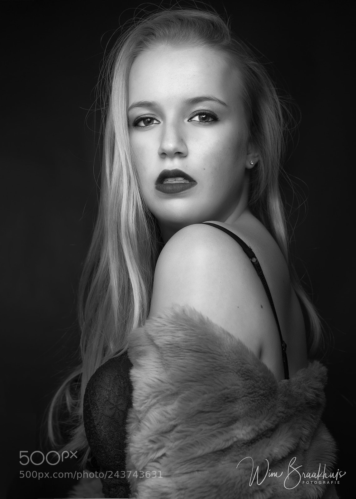 Nikon D700 sample photo. Model carein photography