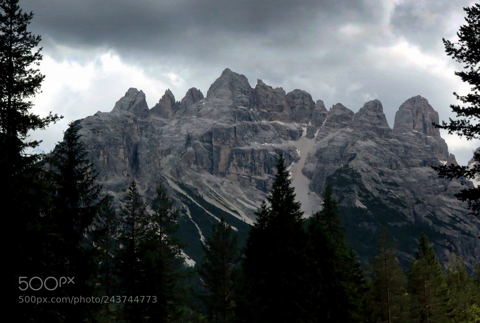 Canon EF 24-70mm F4L IS USM sample photo. Dolomites photography