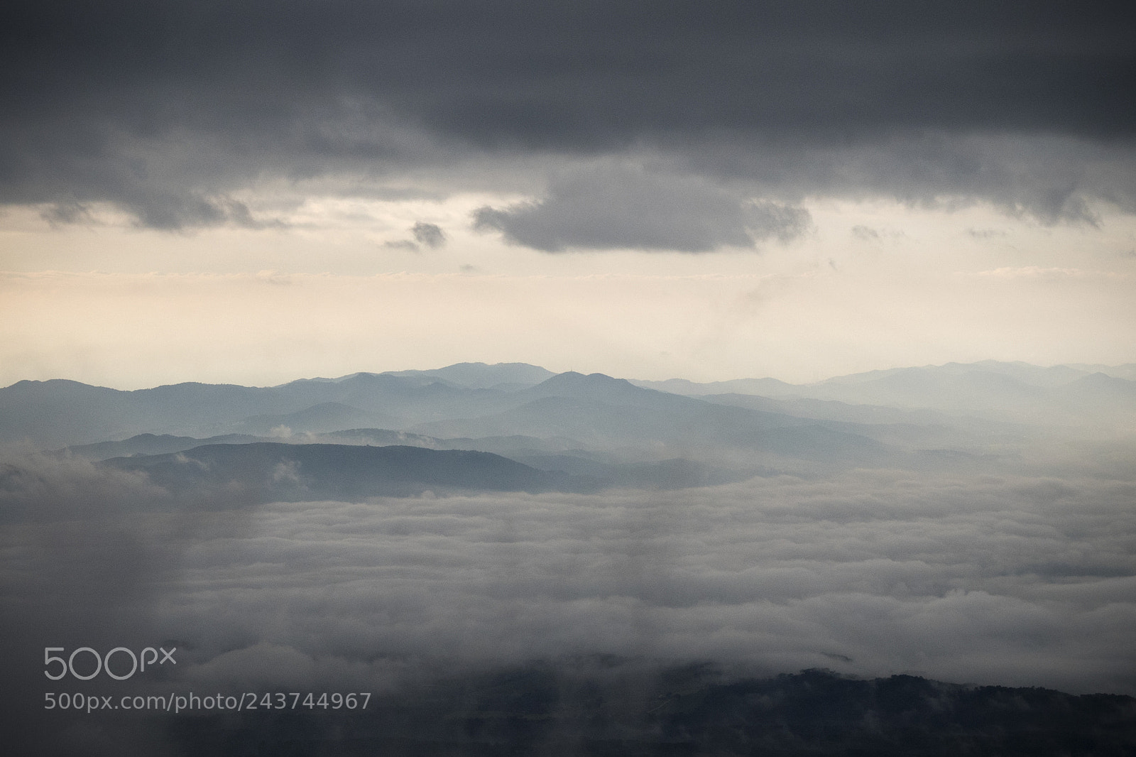 Panasonic Lumix DC-GH5 sample photo. Des del montseny photography