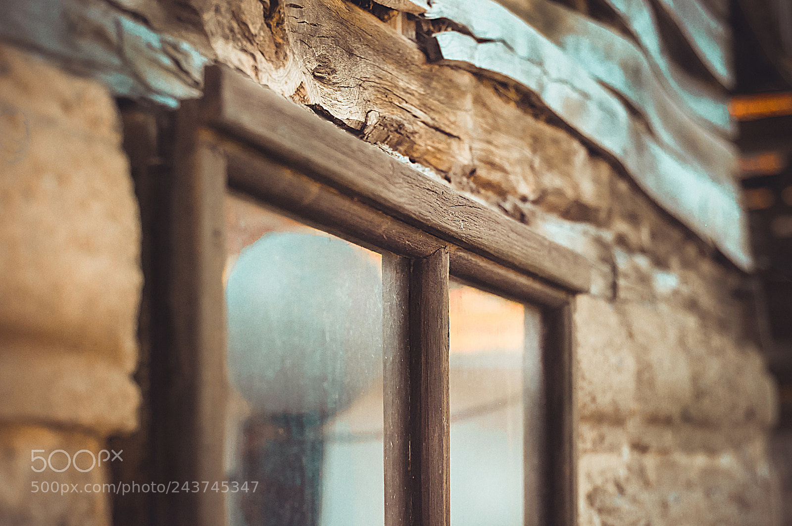 Nikon D90 sample photo. Old wood window in photography