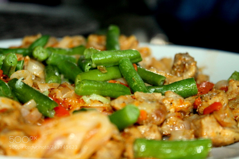 Canon EOS 1100D (EOS Rebel T3 / EOS Kiss X50) sample photo. Colours in the lunch photography