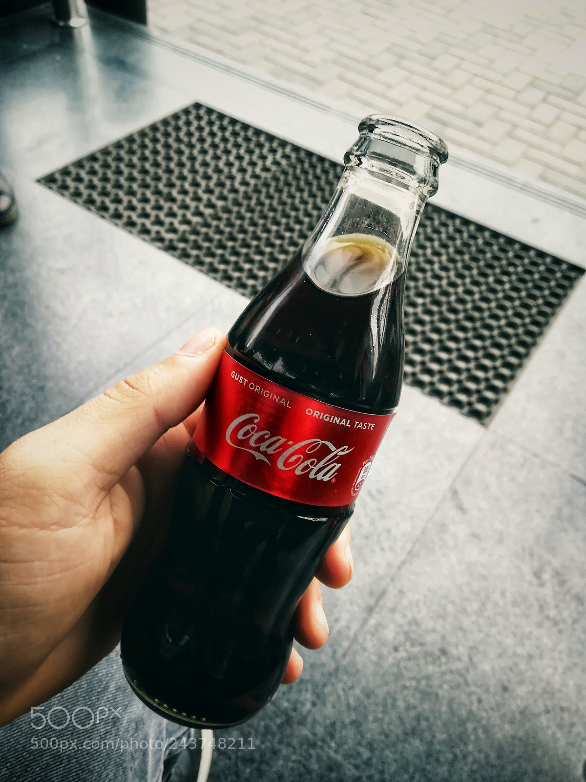 HUAWEI PRA-LX1 sample photo. Cocacola photography