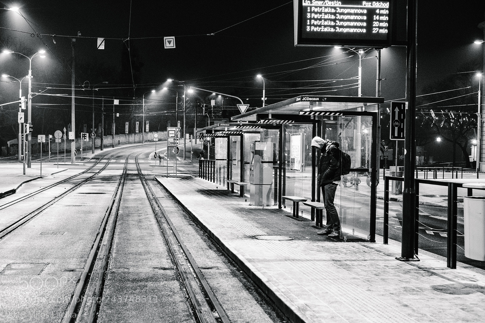 Fujifilm X-Pro2 sample photo. Night waiting.... photography