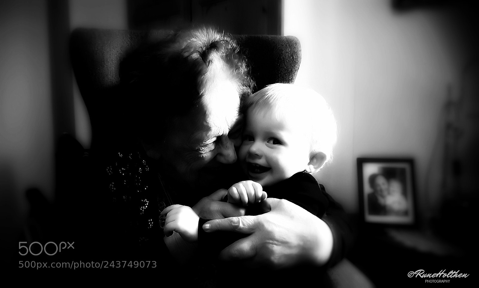 Samsung Galaxy S7 Edge sample photo. Love has no age photography