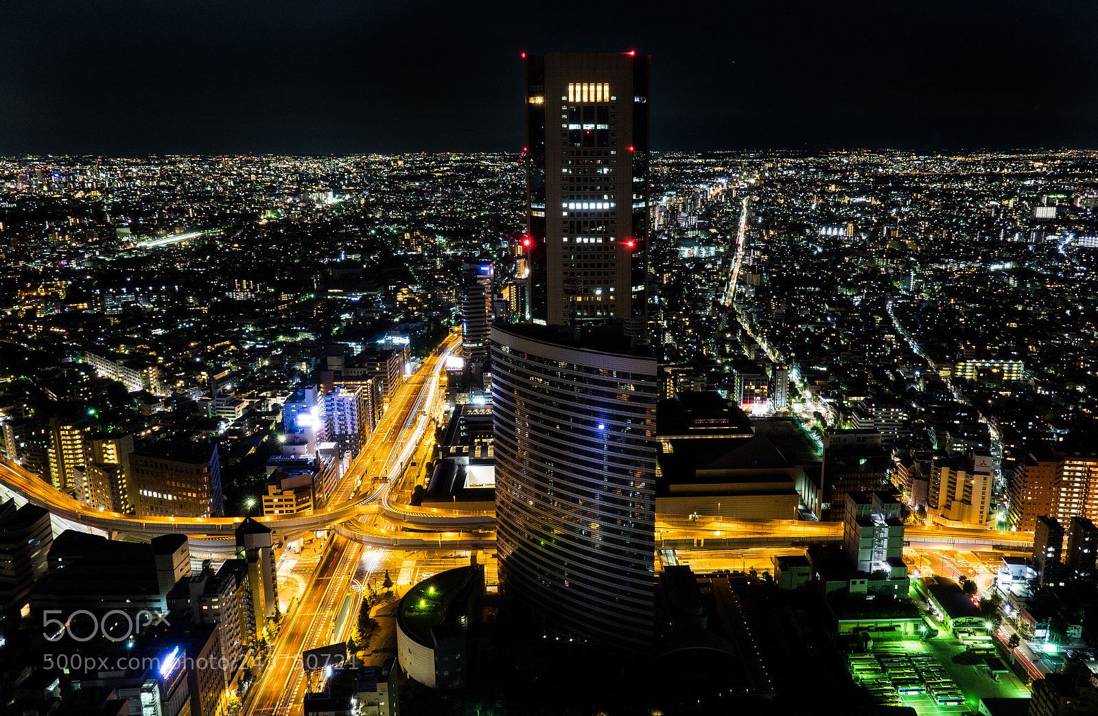 Sony Cyber-shot DSC-RX10 III sample photo. Amazing tokyo by night photography