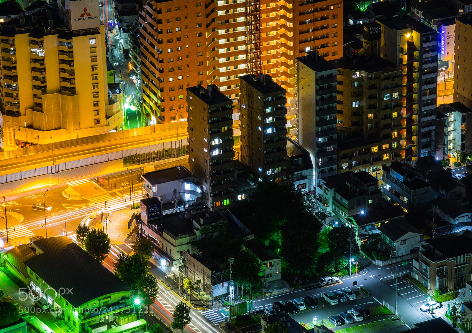Sony Cyber-shot DSC-RX10 III sample photo. Amazing tokyo by night photography