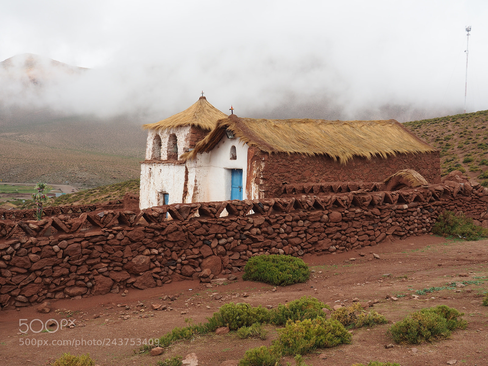 Olympus OM-D E-M5 II sample photo. The church in machuca photography