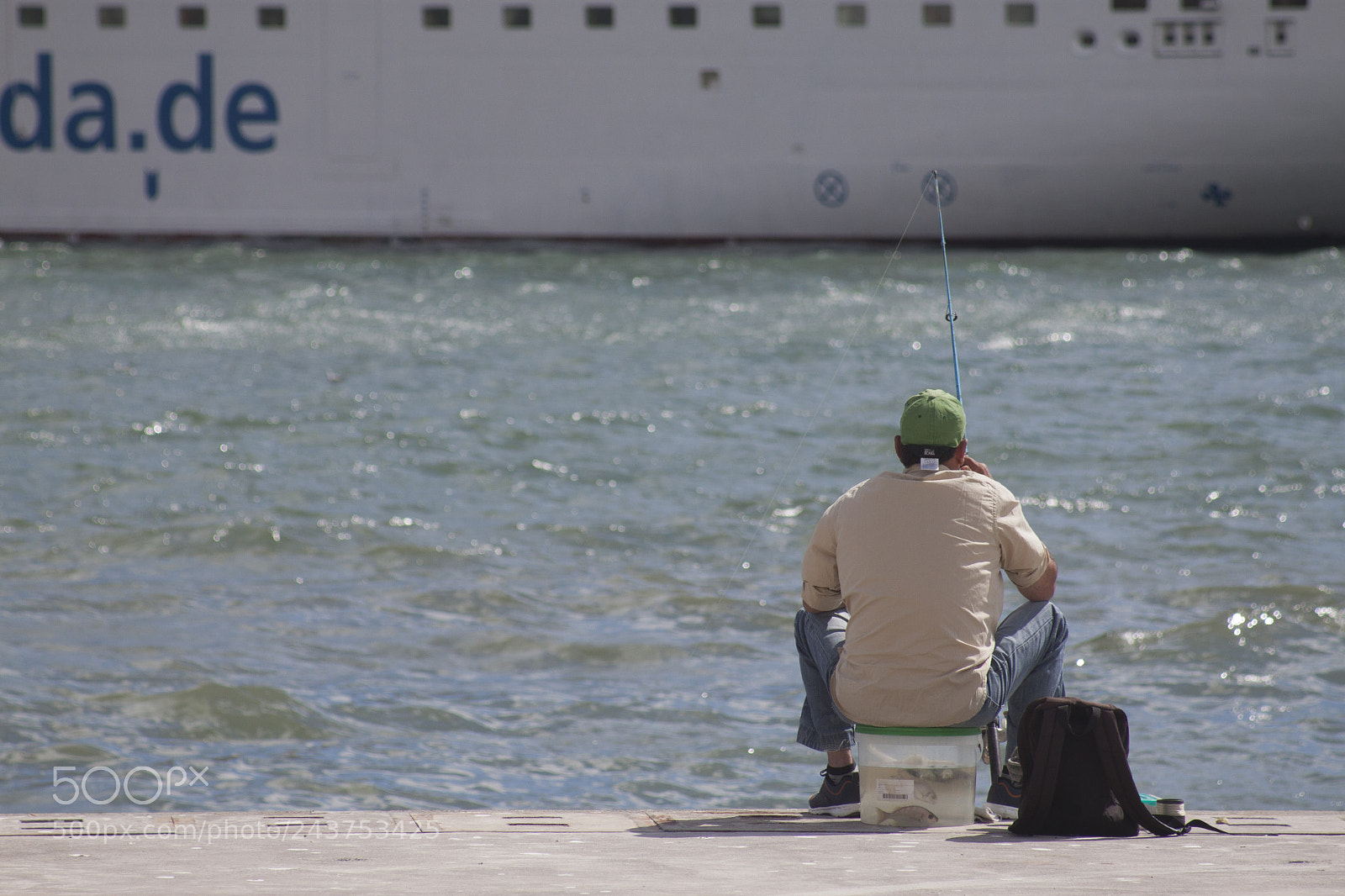 Canon EOS 500D (EOS Rebel T1i / EOS Kiss X3) sample photo. Fisherman photography