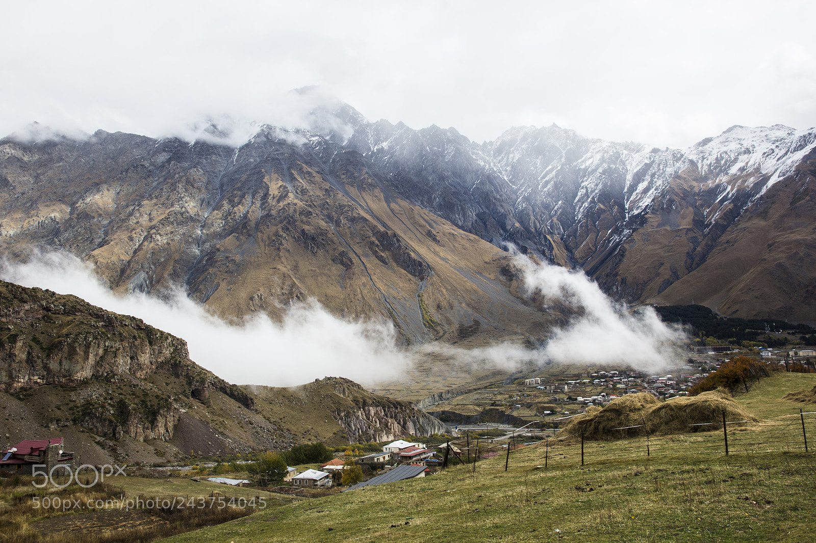 Canon EOS 60D sample photo. Kazbegi_mountains_valley photography