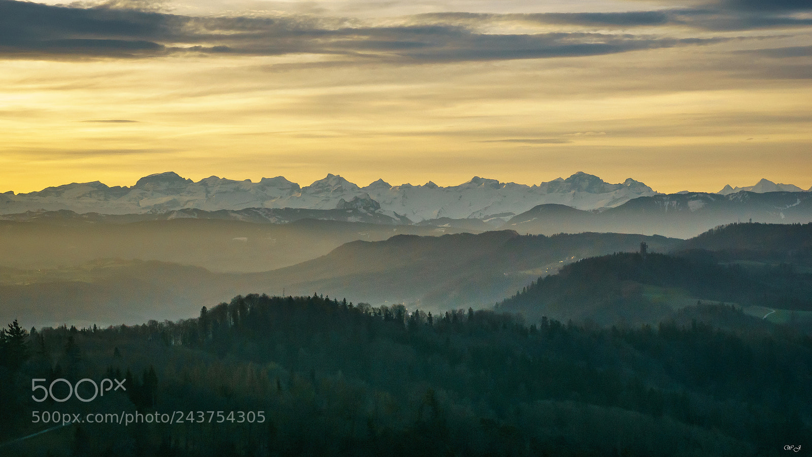 Sony ILCA-77M2 sample photo. Peaks on the horizon photography