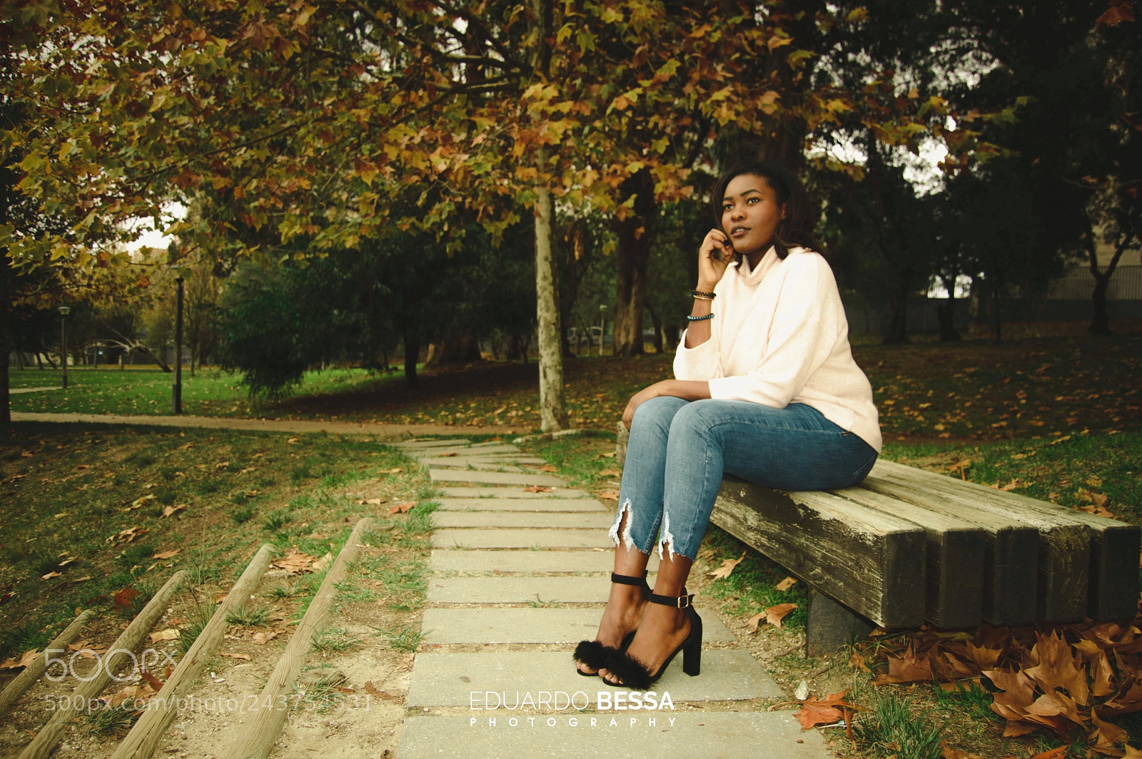 Nikon D3200 sample photo. Woman on park photography
