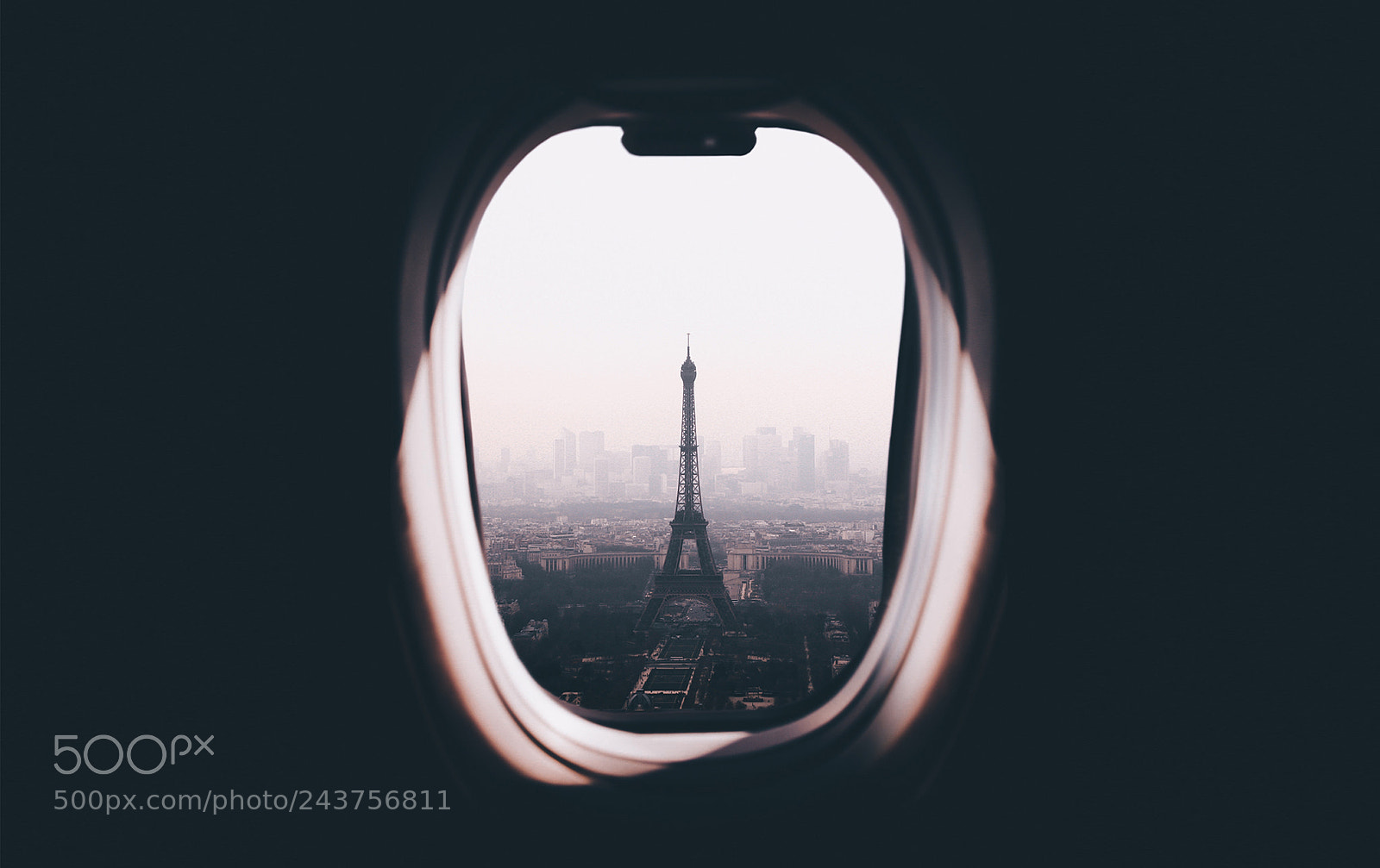 Canon EOS 1000D (EOS Digital Rebel XS / EOS Kiss F) sample photo. Welcome to paris. photography