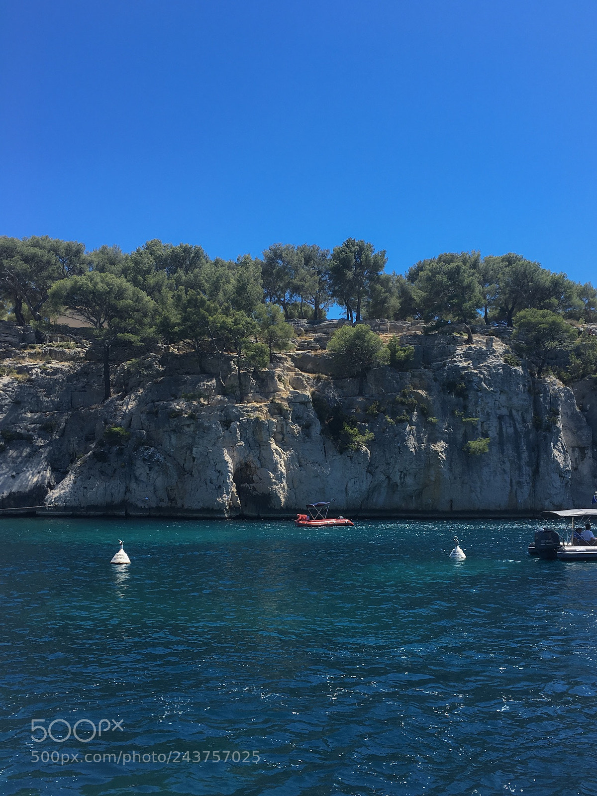 Apple iPhone 6s sample photo. Boating photography