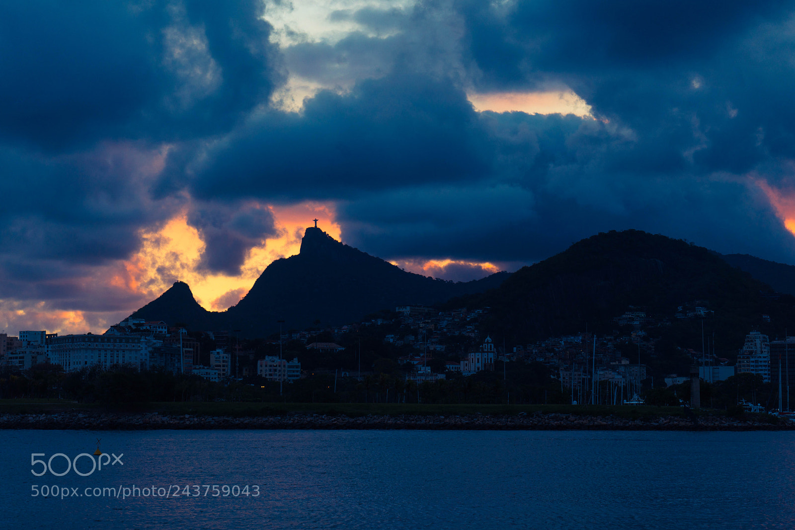 Sony a7R II sample photo. Clouds contour corcovado photography